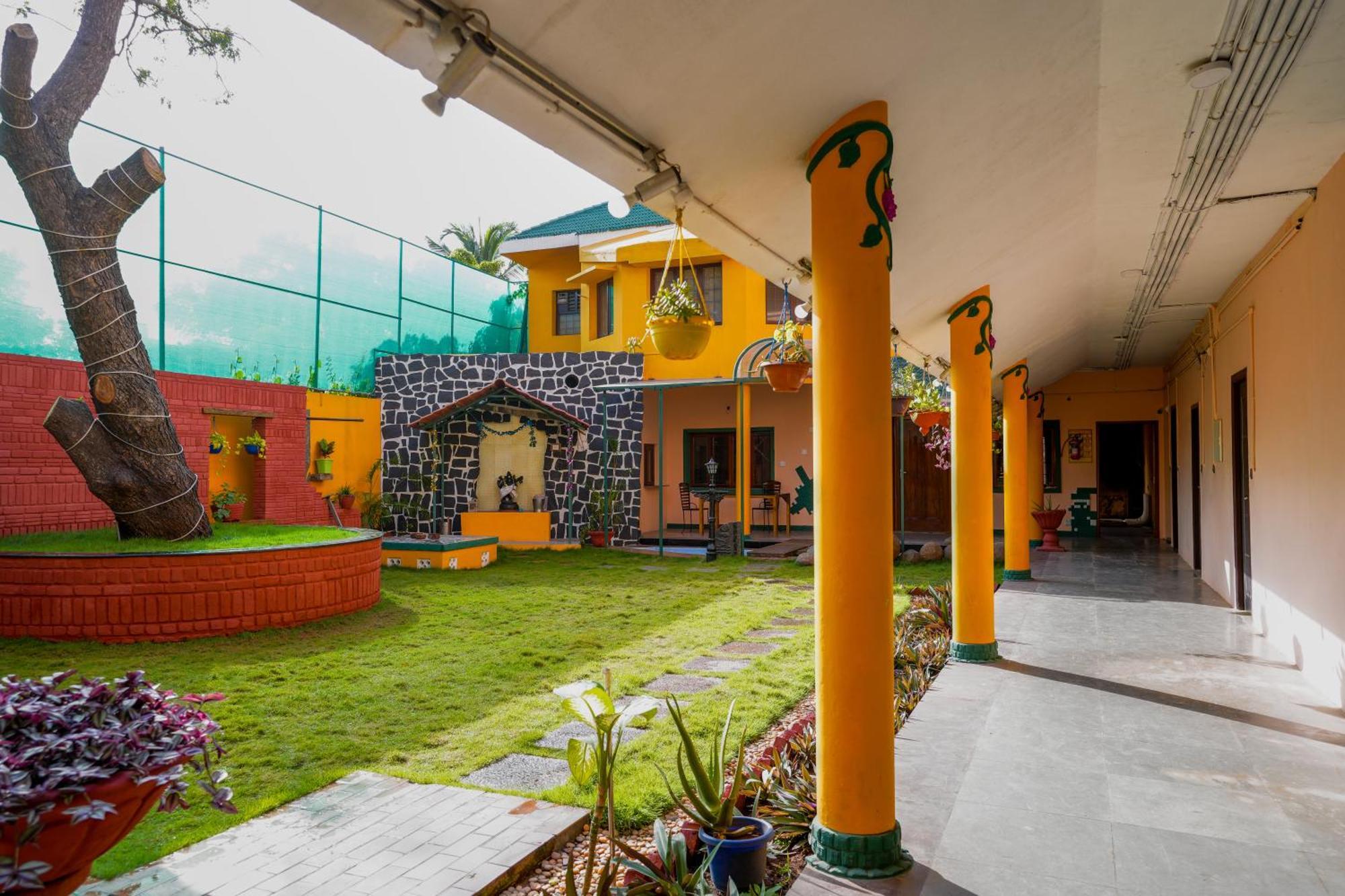 La Courtyard Hotel Pondicherry Exterior foto